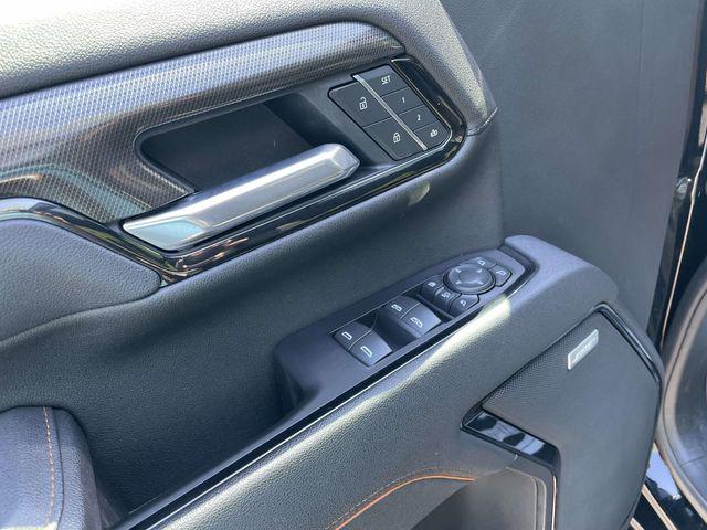 2025 GMC Sierra 2500HD 4WD Crew Cab Standard Bed AT4