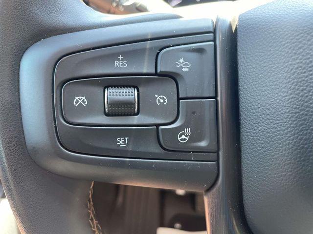 2025 GMC Sierra 2500HD 4WD Crew Cab Standard Bed AT4