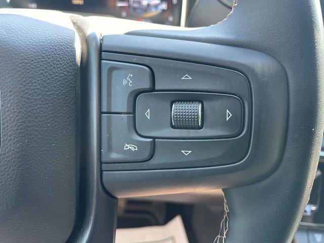2025 GMC Sierra 2500HD 4WD Crew Cab Standard Bed AT4