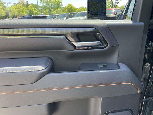 2025 GMC Sierra 2500HD 4WD Crew Cab Standard Bed AT4