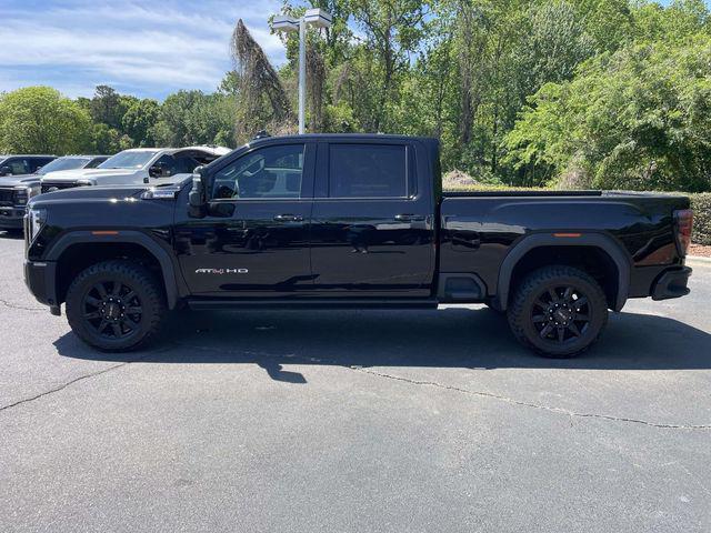 2025 GMC Sierra 2500HD 4WD Crew Cab Standard Bed AT4