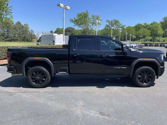 2025 GMC Sierra 2500HD 4WD Crew Cab Standard Bed AT4