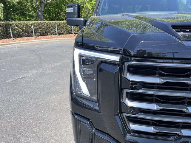 2025 GMC Sierra 2500HD 4WD Crew Cab Standard Bed AT4