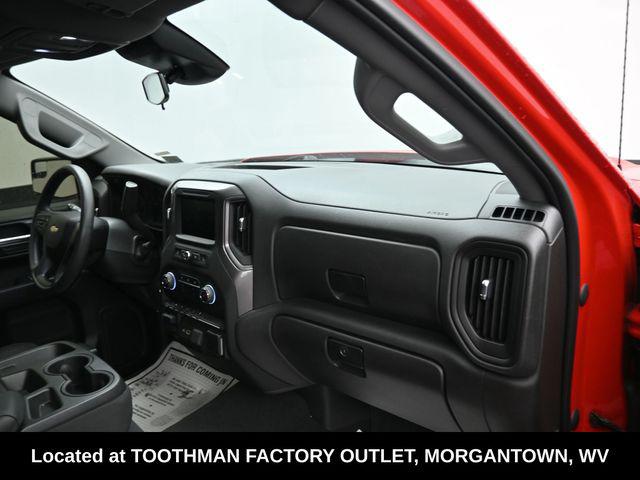 2023 Chevrolet Silverado 1500 4WD Crew Cab Short Bed Custom