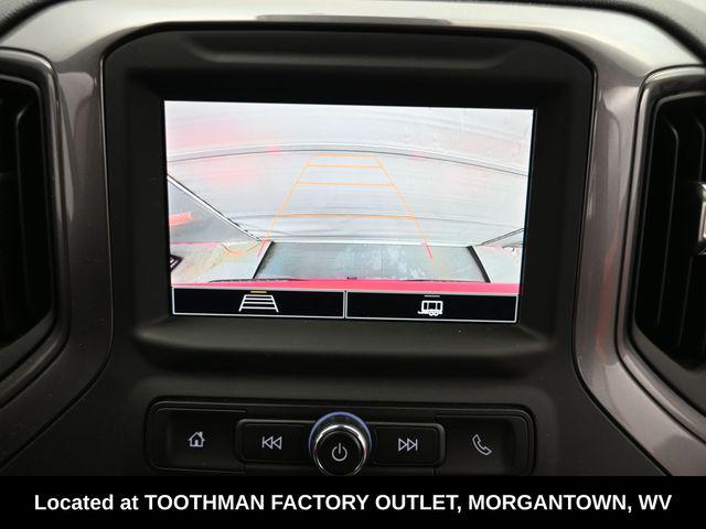 2023 Chevrolet Silverado 1500 4WD Crew Cab Short Bed Custom