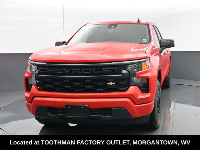 2023 Chevrolet Silverado 1500 4WD Crew Cab Short Bed Custom
