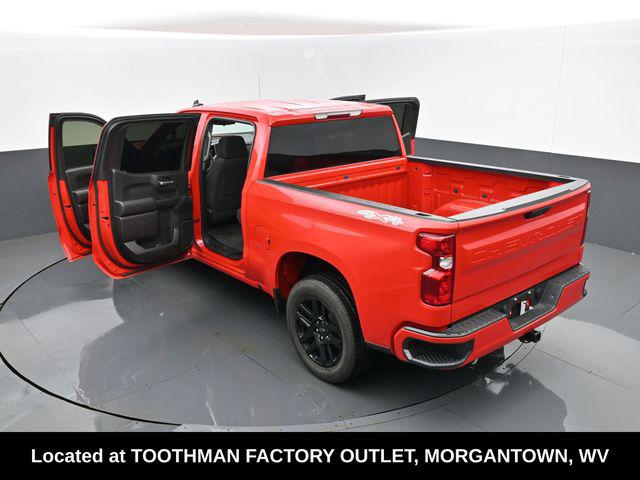 2023 Chevrolet Silverado 1500 4WD Crew Cab Short Bed Custom