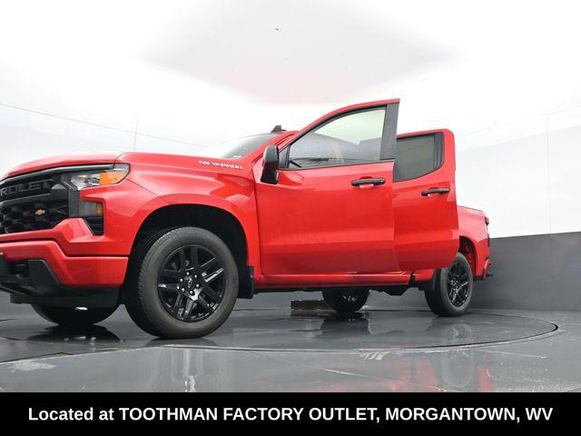 2023 Chevrolet Silverado 1500 4WD Crew Cab Short Bed Custom