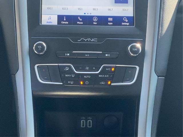 2020 Ford Fusion Hybrid SE