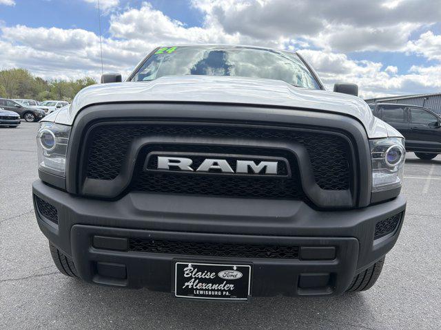 2024 Ram 1500 Classic Warlock Crew Cab 4x4 5'7" Box