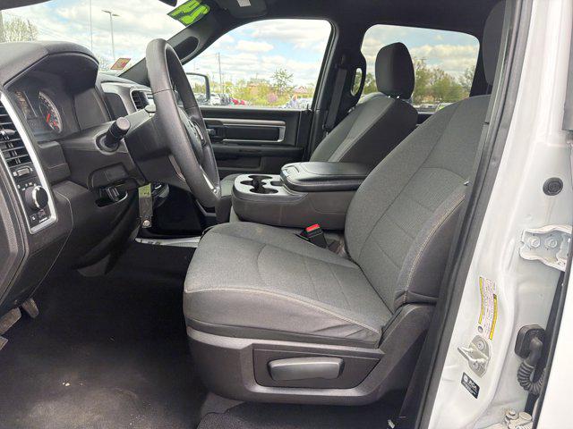 2024 Ram 1500 Classic Warlock Crew Cab 4x4 5'7" Box