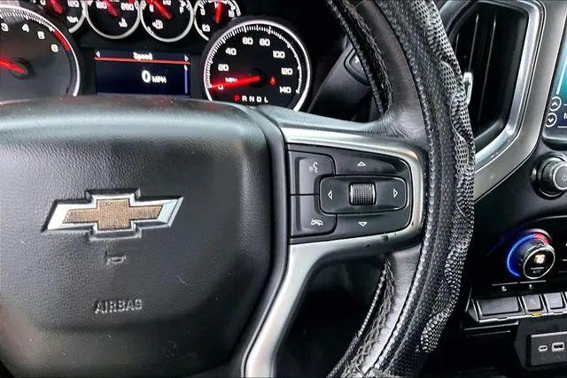 2021 Chevrolet Silverado 1500 4WD Crew Cab Short Bed LT