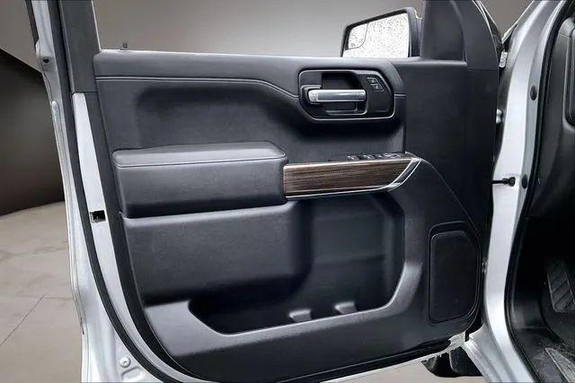 2021 Chevrolet Silverado 1500 4WD Crew Cab Short Bed LT