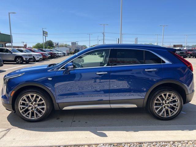 2021 Cadillac XT4 AWD Premium Luxury