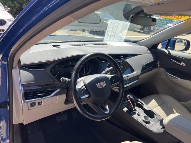 2021 Cadillac XT4 AWD Premium Luxury