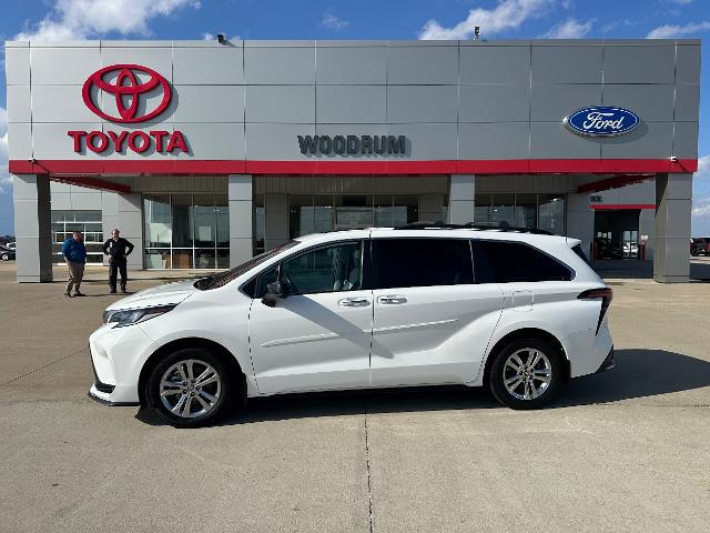 2023 Toyota Sienna XSE for sale in Macomb, IL