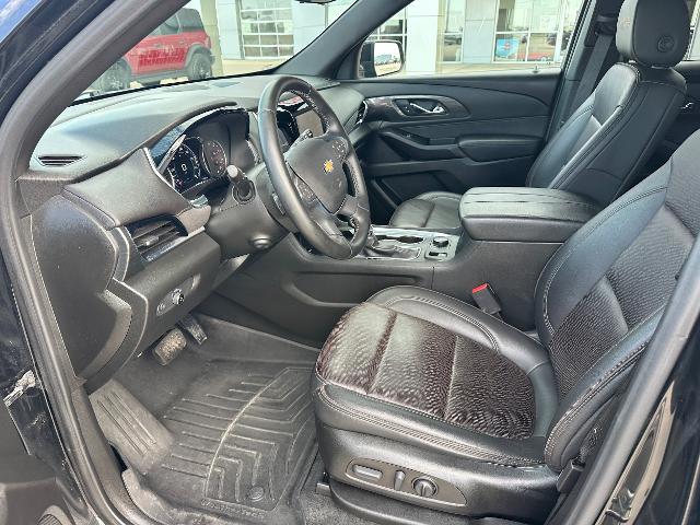 2023 Chevrolet Traverse AWD High Country