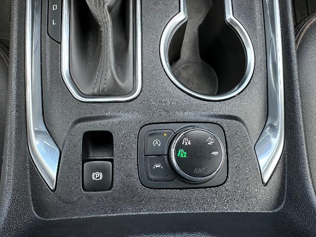 2023 Chevrolet Traverse AWD High Country