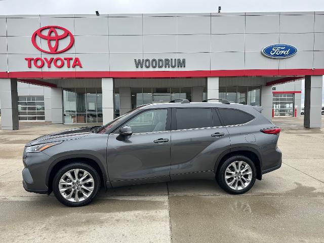 2023 Toyota Highlander Limited for sale in Macomb, IL