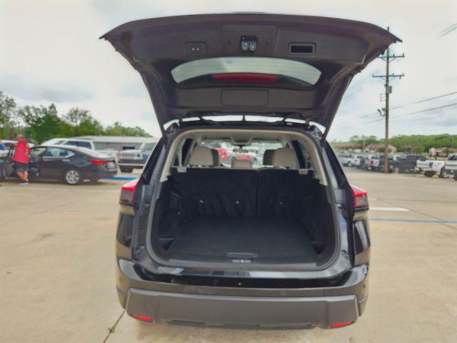 2025 Nissan Rogue SV FWD