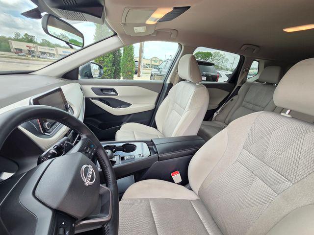 2025 Nissan Rogue SV FWD