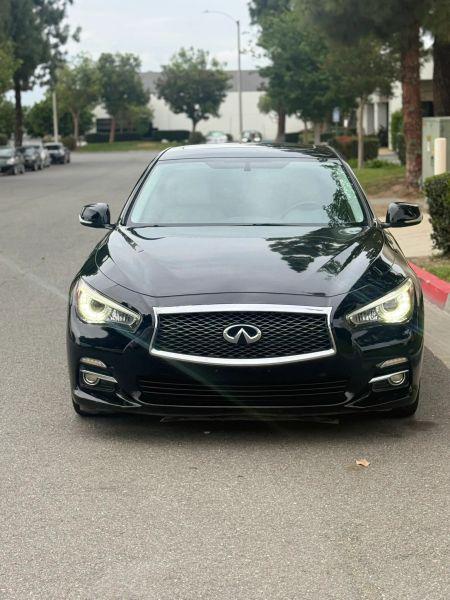 2015 INFINITI Q50 Premium