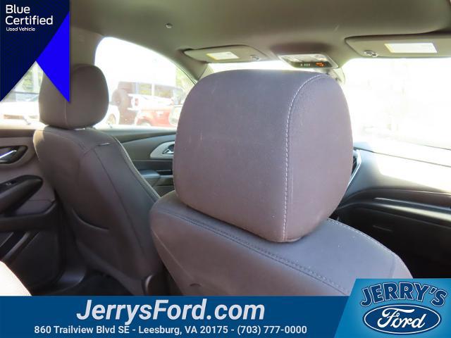 2023 Chevrolet Traverse AWD LT Cloth