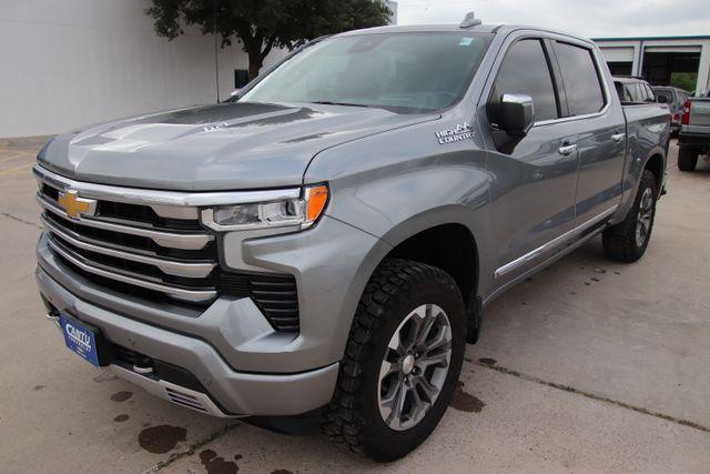 2023 Chevrolet Silverado 1500 4WD Crew Cab Short Bed High Country