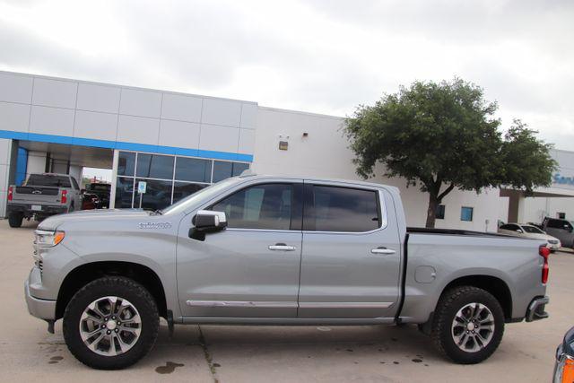 2023 Chevrolet Silverado 1500 4WD Crew Cab Short Bed High Country