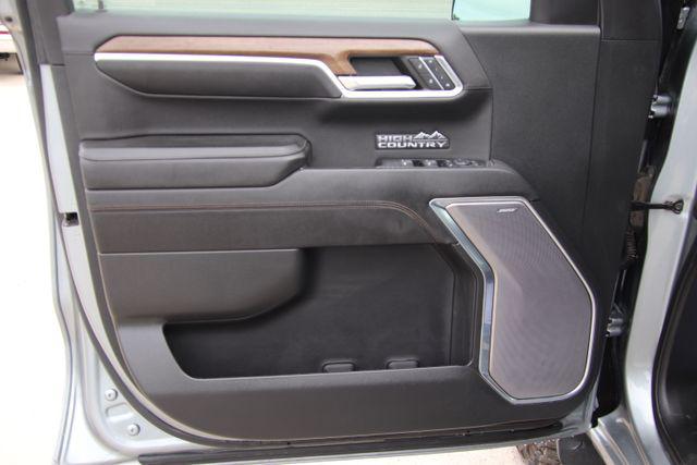 2023 Chevrolet Silverado 1500 4WD Crew Cab Short Bed High Country