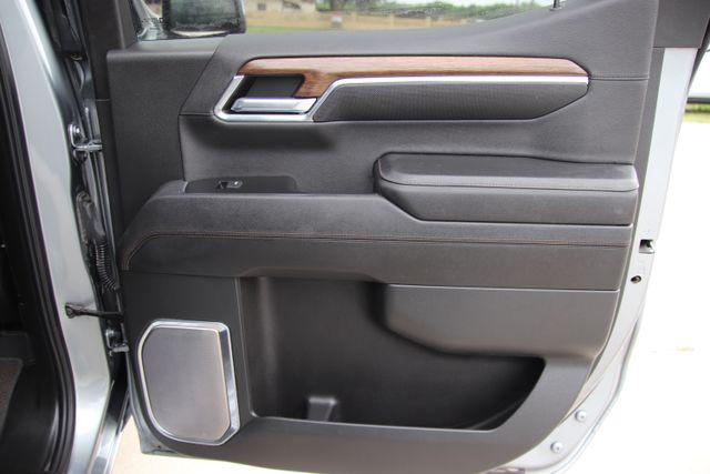 2023 Chevrolet Silverado 1500 4WD Crew Cab Short Bed High Country