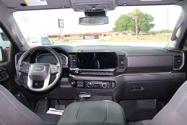 2024 GMC Sierra 1500 4WD Crew Cab Short Box SLT