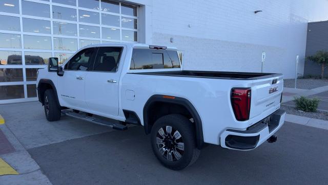 2024 GMC Sierra 2500HD 4WD Crew Cab Standard Bed Denali