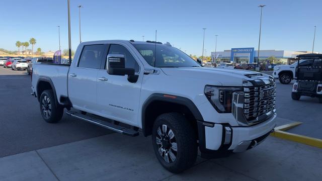 2024 GMC Sierra 2500HD 4WD Crew Cab Standard Bed Denali