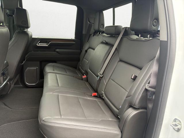 2024 GMC Sierra 2500HD 4WD Crew Cab Standard Bed Denali