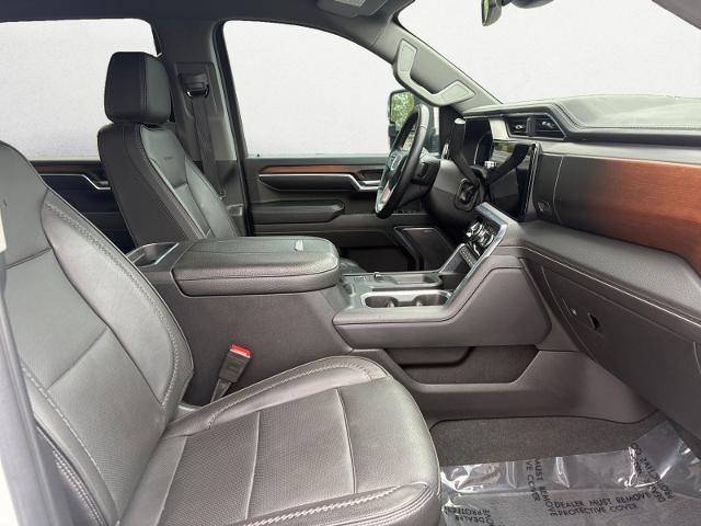 2024 GMC Sierra 2500HD 4WD Crew Cab Standard Bed Denali