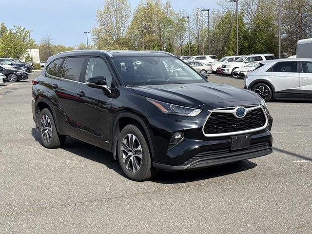 2023 Toyota Highlander Hybrid XLE