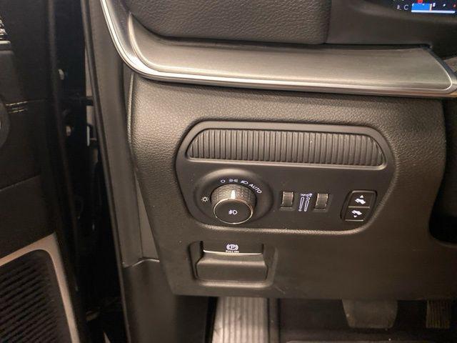 2024 Jeep Wagoneer Series II Carbide 4x4