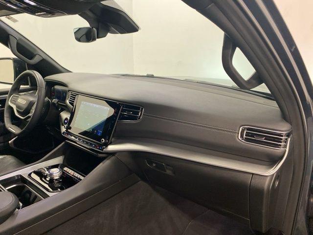 2024 Jeep Wagoneer Series II Carbide 4x4