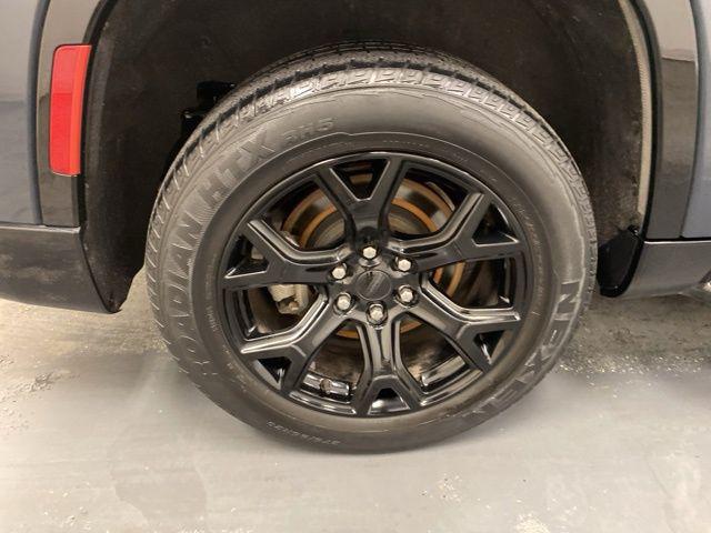 2024 Jeep Wagoneer Series II Carbide 4x4