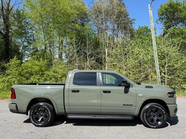 2026 Ram 1500 Big Horn Crew Cab 4x4 5'7" Box