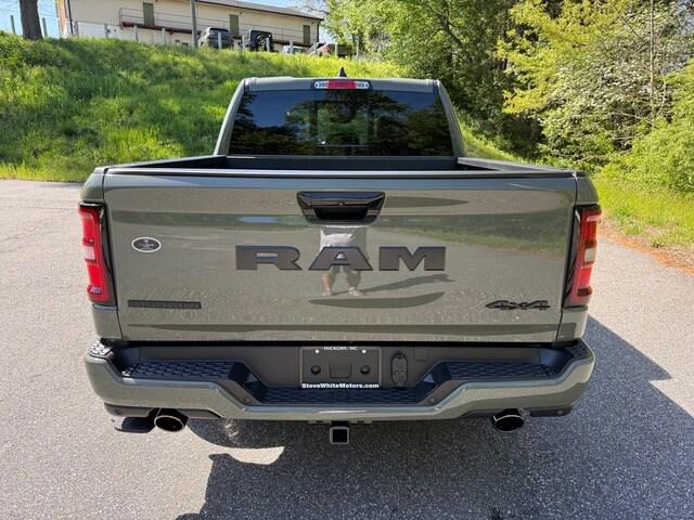 2026 Ram 1500 Big Horn Crew Cab 4x4 5'7" Box