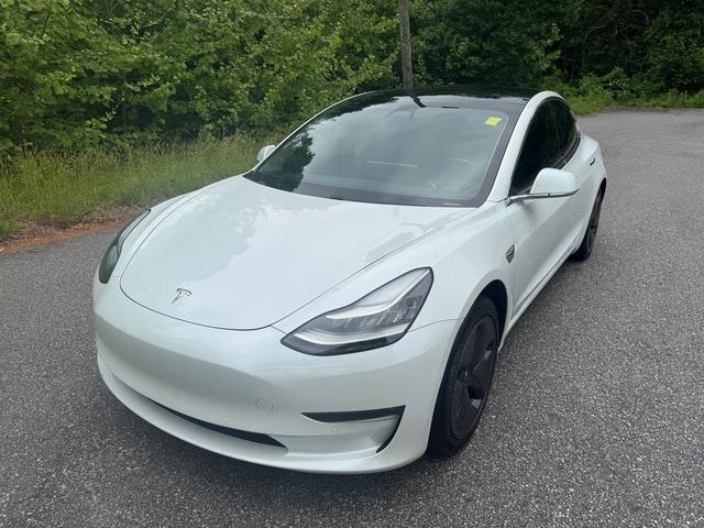 2019 Tesla Model 3 Mid Range