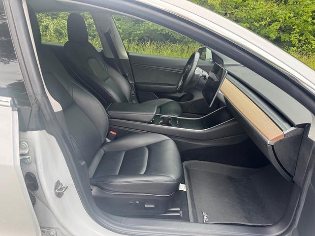 2019 Tesla Model 3 Mid Range
