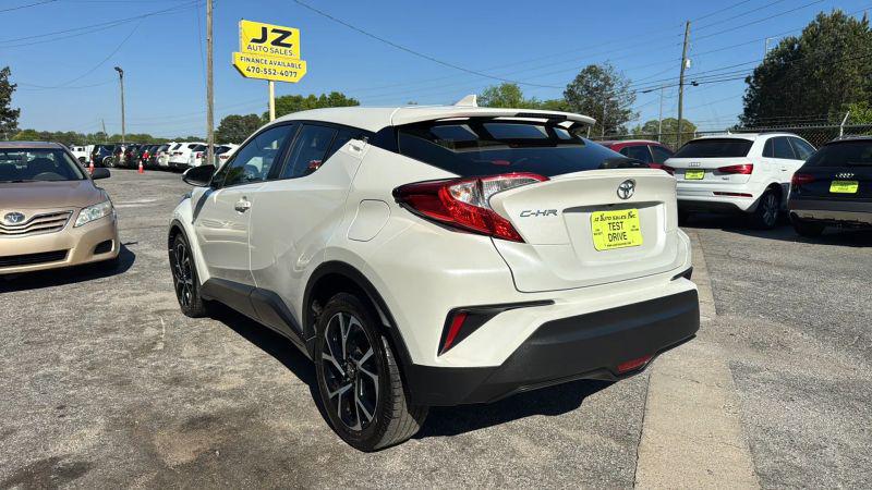 2018 Toyota C-HR XLE Premium
