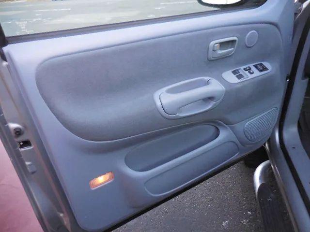 2002 Toyota Tundra SR5 V8