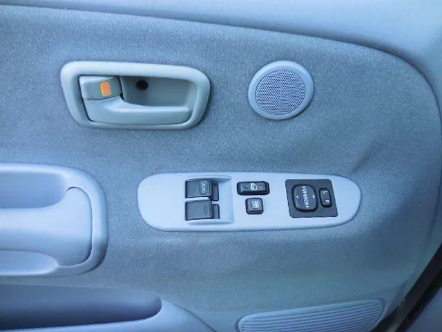 2002 Toyota Tundra SR5 V8