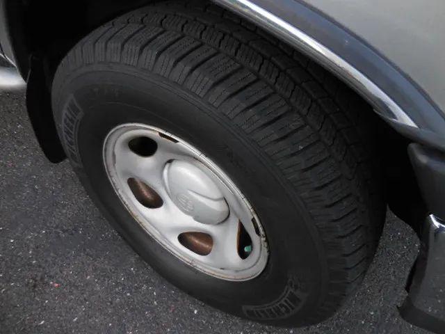 2002 Toyota Tundra SR5 V8