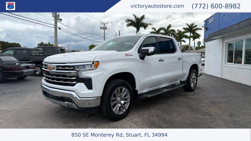 2022 Chevrolet Silverado 1500 4WD Crew Cab Short Bed LTZ
