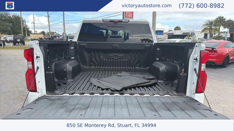 2022 Chevrolet Silverado 1500 4WD Crew Cab Short Bed LTZ
